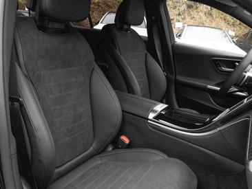 Mercedes Classe C 200 Night Edition — photo 6