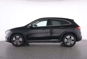Mercedes GLA 180 Progressive Advanced Plus — photo 3