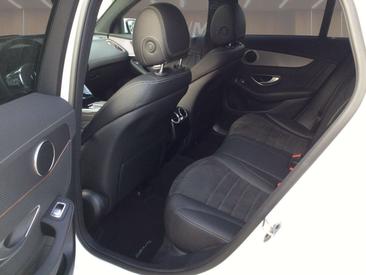 Mercedes EQC 400 — photo 7