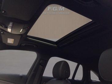 Mercedes EQC 400 — photo 15