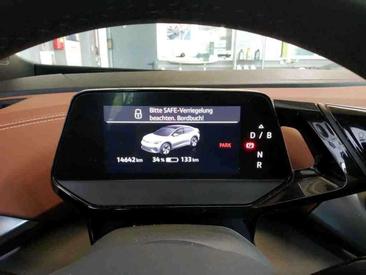 Volkswagen ID.5 Pro — photo 5