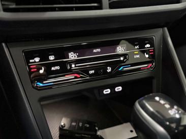 Volkswagen Taigo R-Line — photo 41