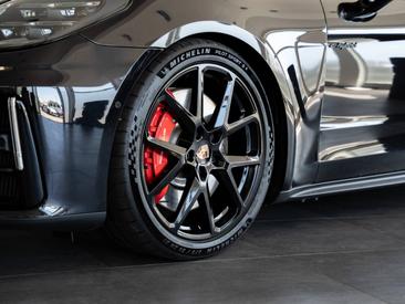 Porsche Panamera III 4S E-Hybrid — photo 9