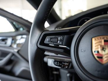 Porsche Panamera III 4S E-Hybrid — photo 21