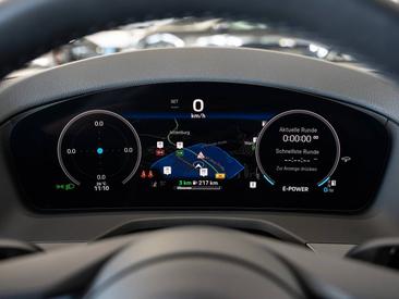 Porsche Panamera III 4S E-Hybrid — photo 32