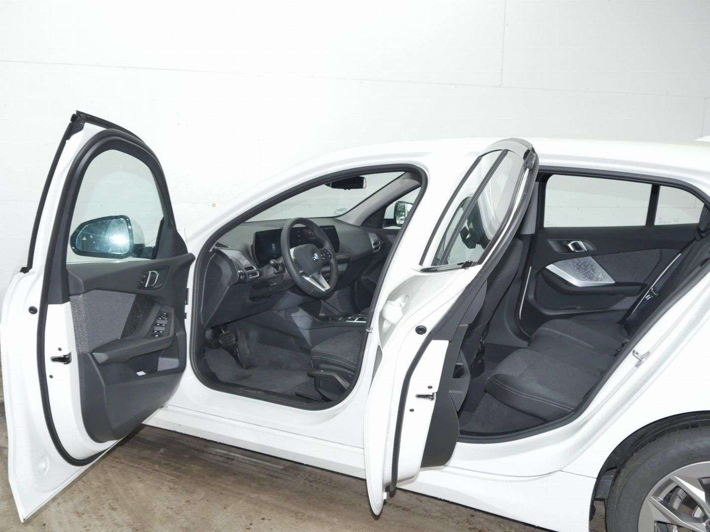 BMW Série 1 Comfort 118d - 2024 - Joinsteer - #9