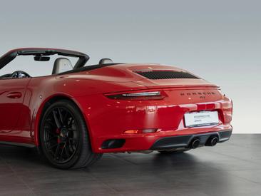 Porsche 991 II Carrera 4 GTS Cabriolet — photo 10