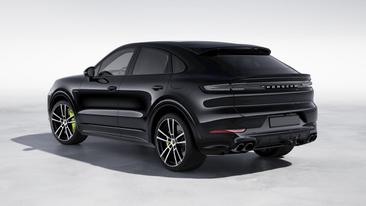 Porsche Cayenne III Turbo E-Hybrid Coupé — photo 3