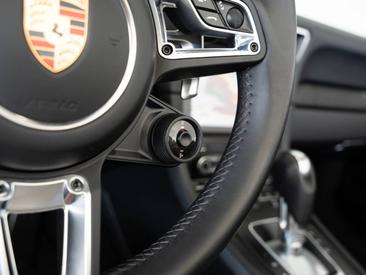 Porsche 991 II Carrera 4 GTS Cabriolet — photo 24