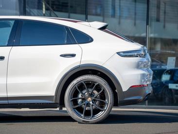 Porsche Cayenne III S Coupé — photo 8
