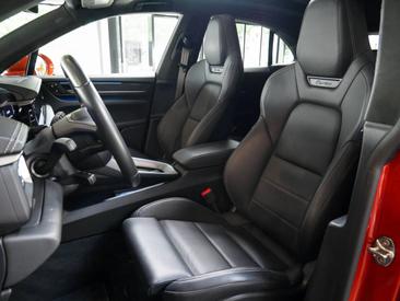 Porsche Macan Electrique Turbo — photo 14