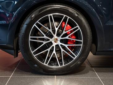 Porsche Cayenne III S Coupé — photo 10