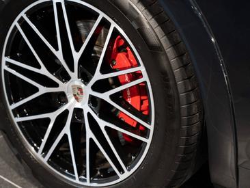 Porsche Cayenne III S Coupé — photo 11