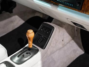 Porsche 964 Carrera 2 Cabriolet Turbo Look — photo 14