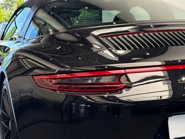 Porsche 991 II Targa 4 GTS — photo 10