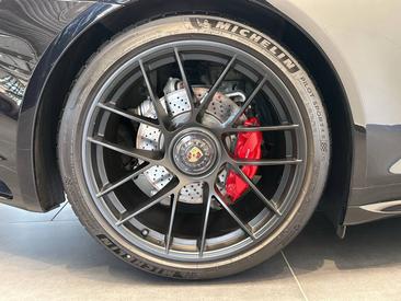 Porsche 991 II Targa 4 GTS — photo 12