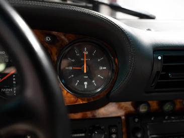 Porsche 964 Carrera 2 Cabriolet Turbo Look — photo 25