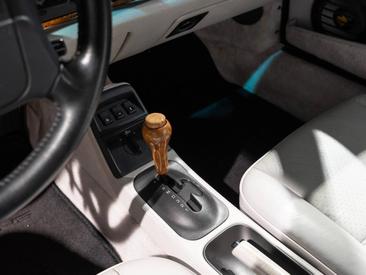 Porsche 964 Carrera 2 Cabriolet Turbo Look — photo 30