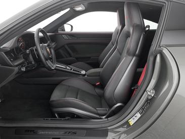 Porsche 992 I Carrera GTS — photo 12