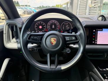 Porsche Cayenne III Coupé — photo 18