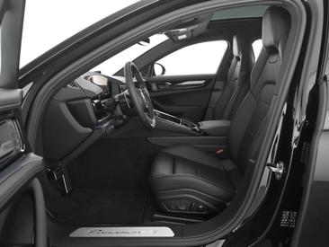 Porsche Panamera III 4 E-Hybrid — photo 10