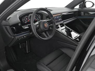 Porsche Panamera III 4 E-Hybrid — photo 12