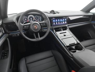 Porsche Panamera III 4 E-Hybrid — photo 13