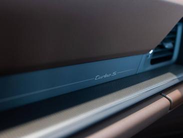 Porsche 992 II Turbo S — photo 37