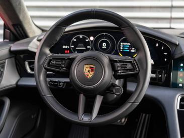 Porsche Taycan Turbo S — photo 15