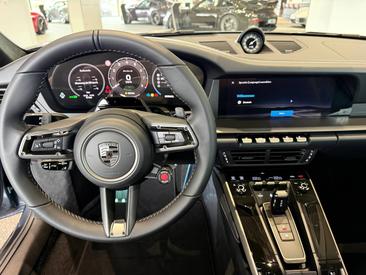 Porsche 992 II Turbo S — photo 17