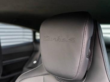 Porsche Taycan Turbo S — photo 29