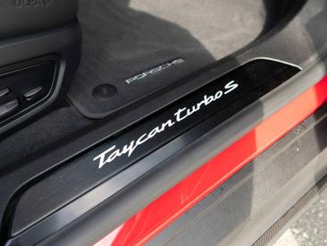 Porsche Taycan Turbo S — photo 30