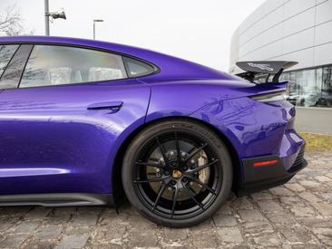 Porsche Taycan ph2 Turbo GT Mit Weissach-Paket — photo 13
