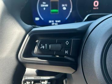 Porsche Macan Electrique 4S — photo 16