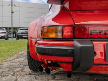 Porsche G-Modell I Turbo 3.3 Coupé — photo 10