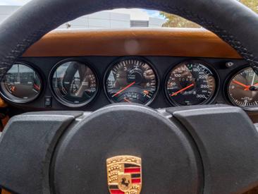 Porsche G-Modell I Turbo 3.3 Coupé — photo 25