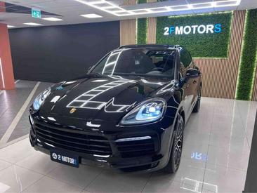 Porsche Cayenne III E-Hybrid — photo 3