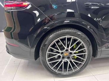 Porsche Cayenne III E-Hybrid — photo 9