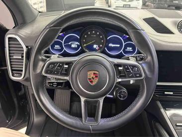 Porsche Cayenne III E-Hybrid — photo 11
