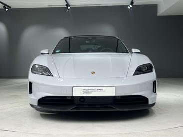 Porsche Taycan — photo 8