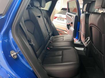 Porsche Macan Electrique S — photo 12