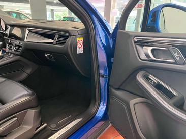 Porsche Macan Electrique S — photo 15