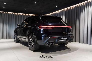 Porsche Macan Electrique T — photo 5