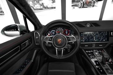 Porsche Cayenne III GTS — photo 17