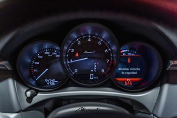 Porsche Macan Electrique T — photo 15