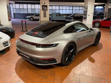 Porsche 992 I Carrera 4S — photo 6