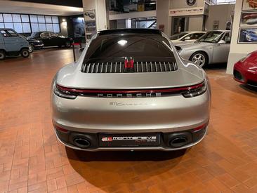 Porsche 992 I Carrera 4S — photo 15