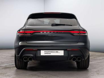 Porsche Macan Electrique T — photo 11