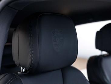 Porsche Macan Electrique T — photo 27
