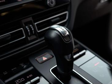 Porsche Macan Electrique T — photo 32